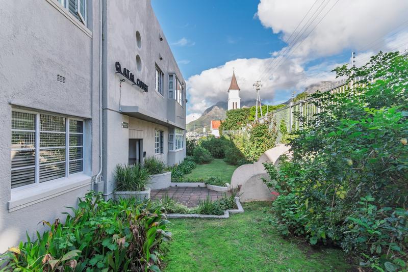 To Let 2 Bedroom Property for Rent in Tamboerskloof Western Cape